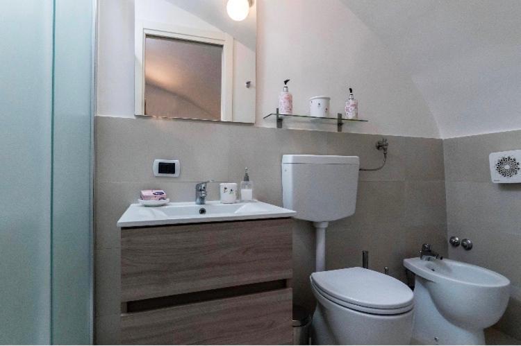Santi Apostoli House Apartment Napoli Ngoại thất bức ảnh